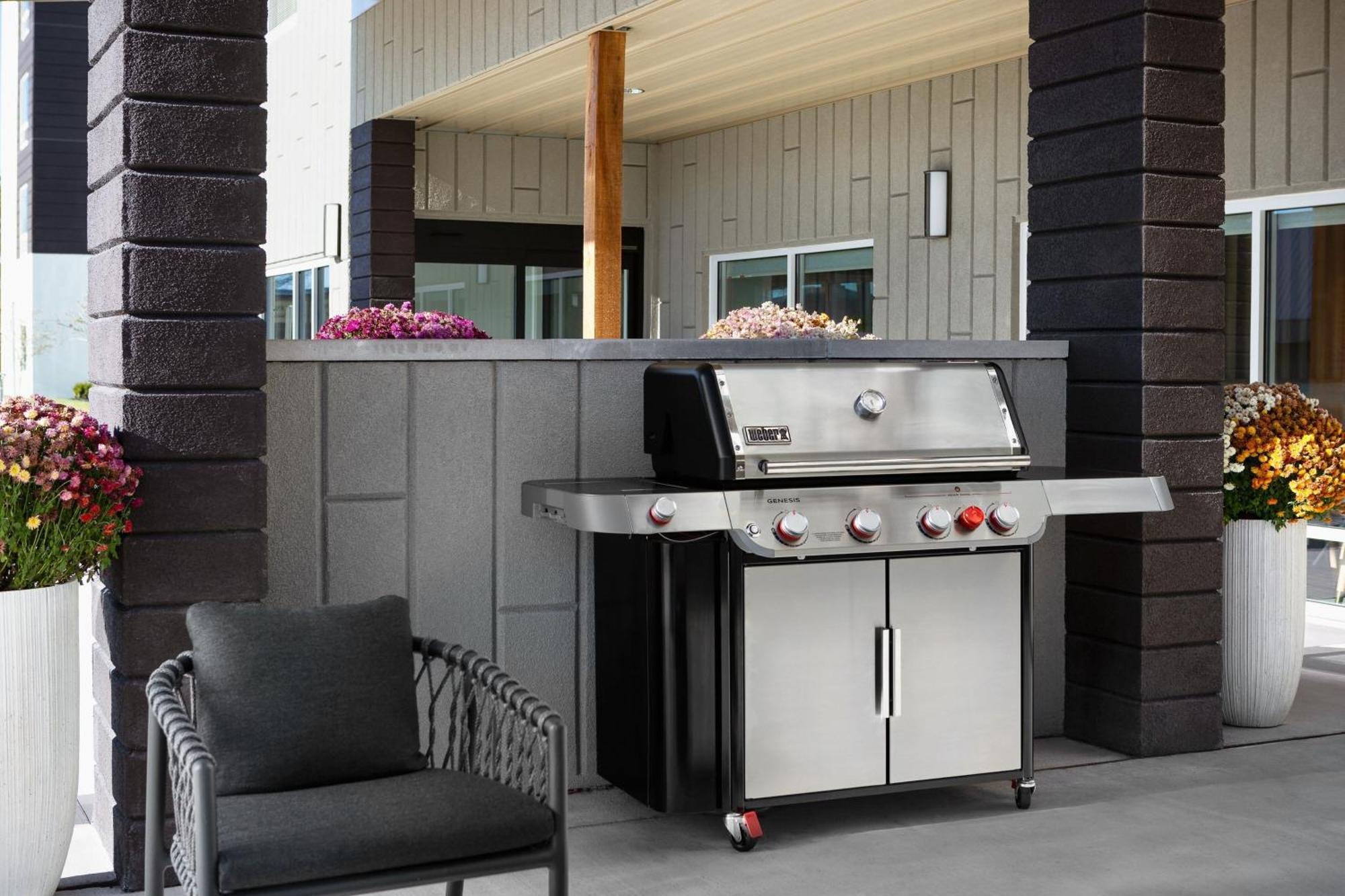 Towneplace Suites By Marriott Iron Mountain Exterior photo